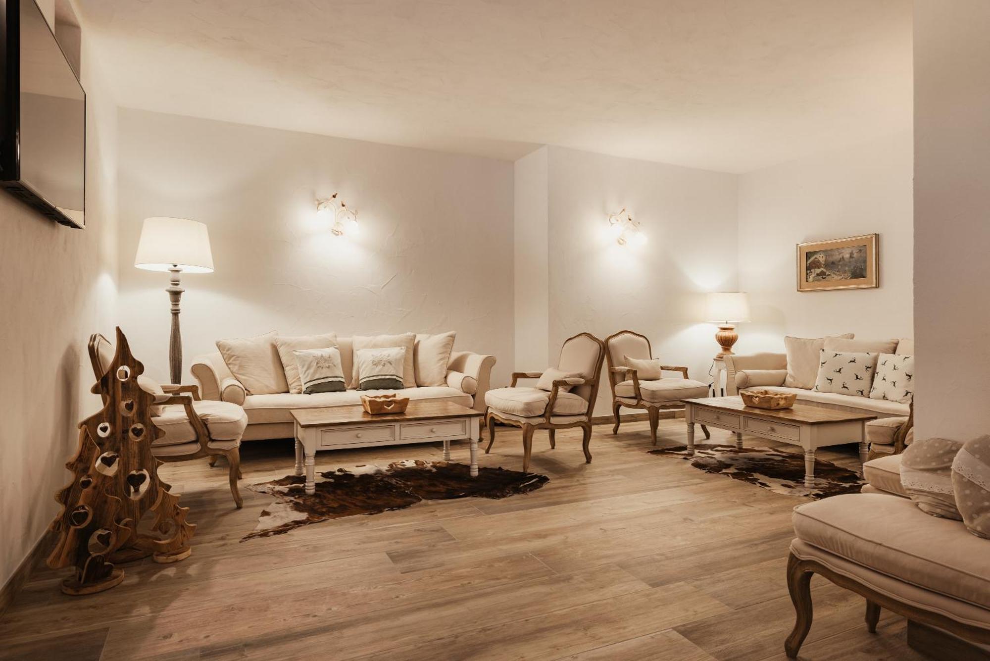 Hotel Monte Cherz Arabba Bagian luar foto